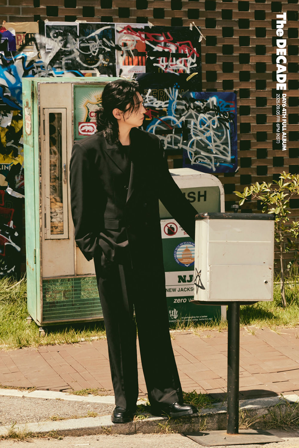 DAY6 x UNDERTONES ソンジン sungjin コラボ Tシャツ DAY6 : Notice
